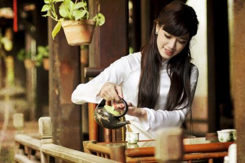 Tại sao người Việt xem uống trà là một nghệ thuật?
