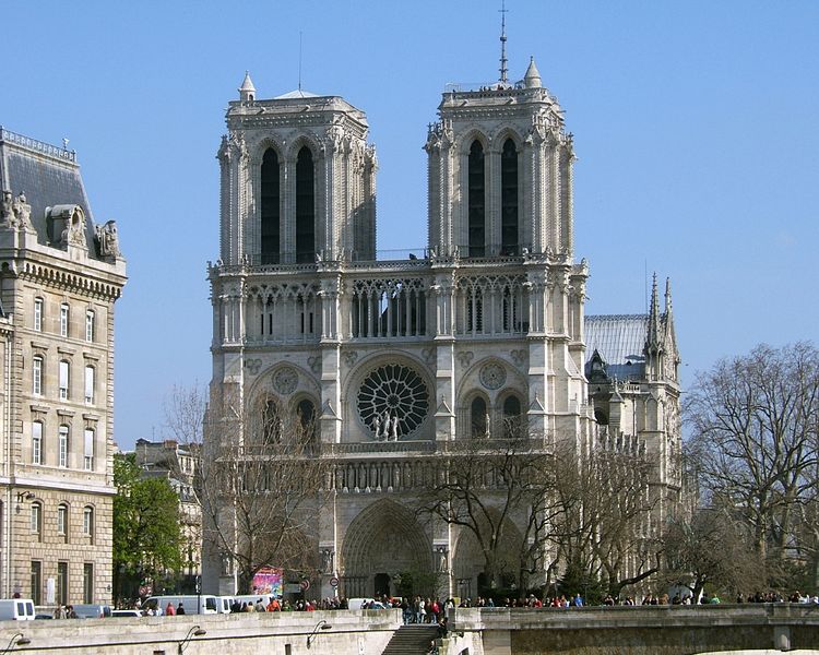 Nhà Thờ Đức Bà Paris