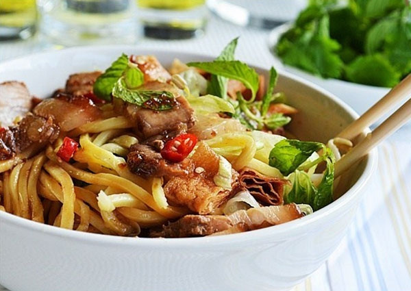 cao lầu hội an