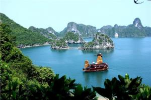 Tour du lịch Hạ Long: Sài Gòn - Hạ Long - Tràng An
